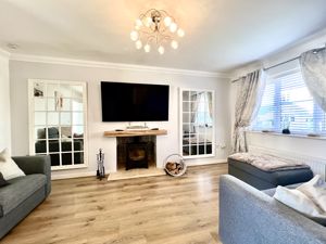 Living Room- click for photo gallery
